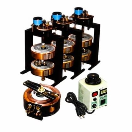 Variable auto transformers (variacs)