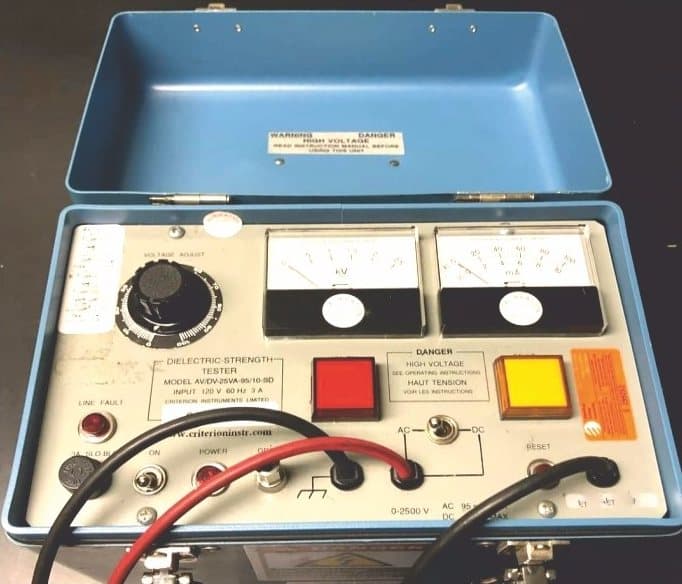High-voltage test kit